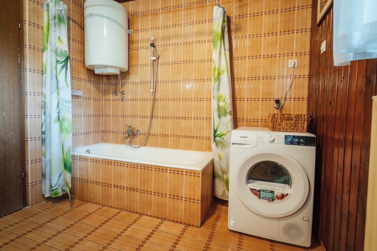 מויסטראנה Apartma Borovc מראה חיצוני תמונה