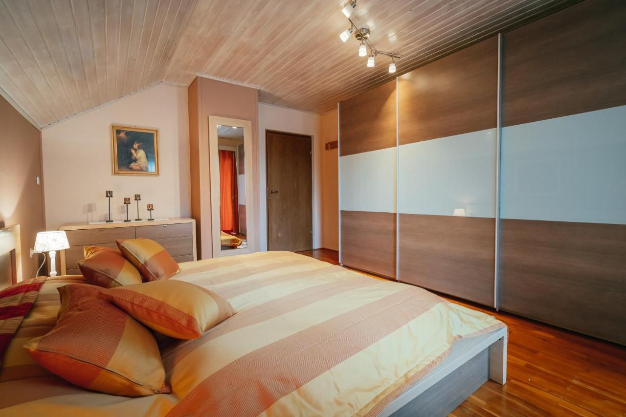 מויסטראנה Apartma Borovc מראה חיצוני תמונה